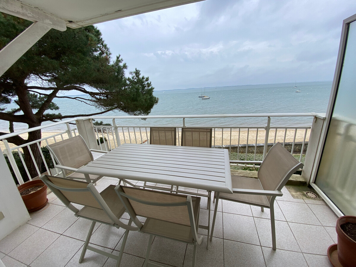T3 en première ligne de plage à Arcachon - Photo 1