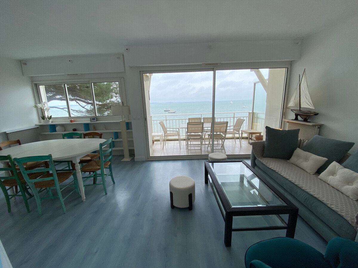 T3 en première ligne de plage à Arcachon - Photo 2