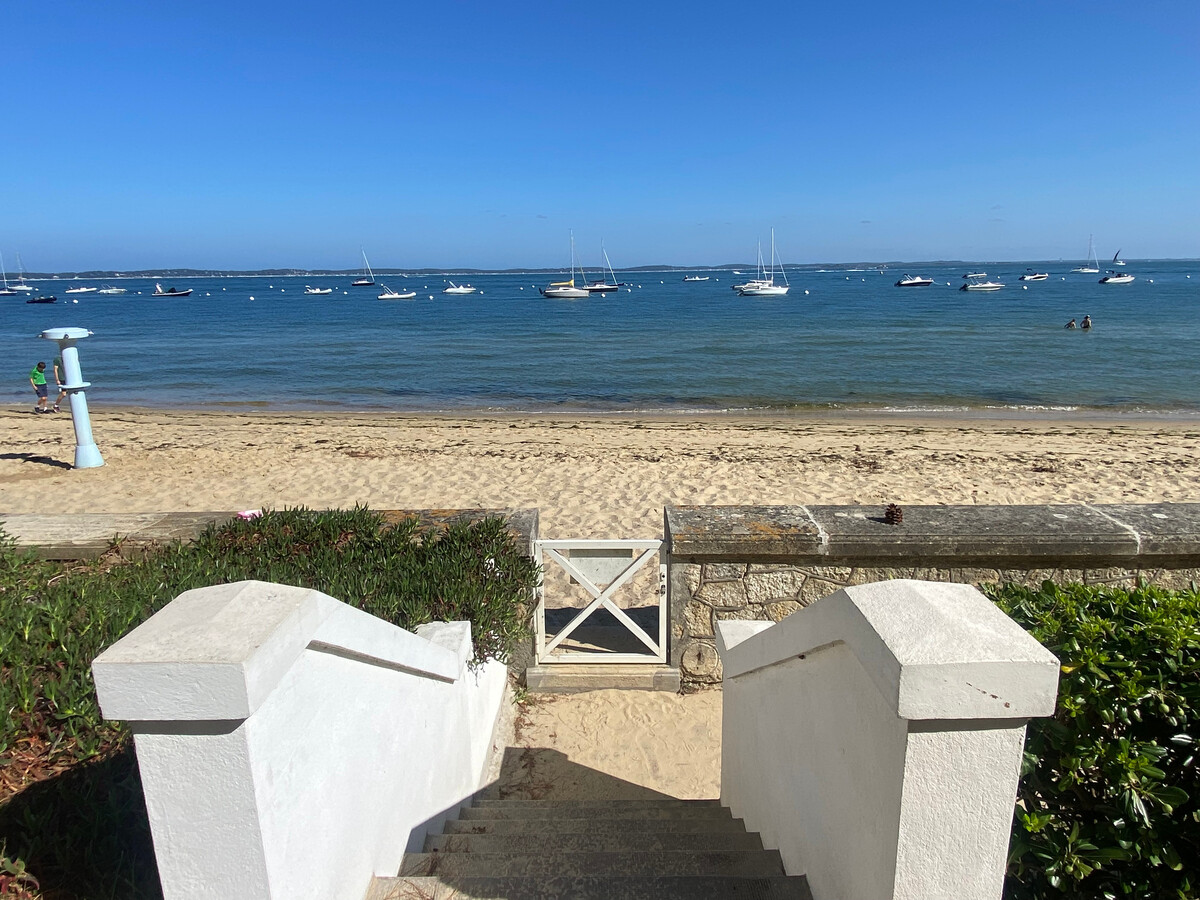 T3 en première ligne de plage à Arcachon - Photo 11