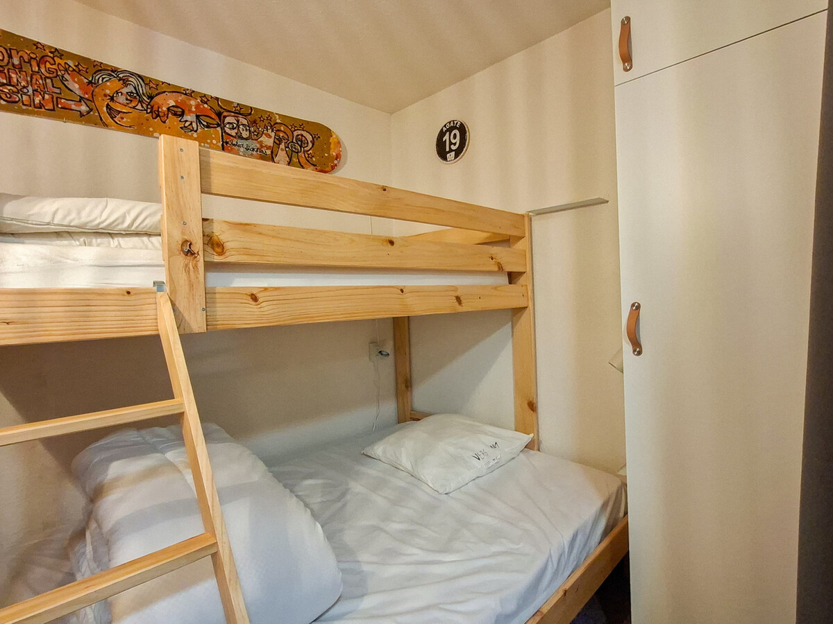 Appartement 6 pers, balcon sud, vue domaine skiable - Photo 7