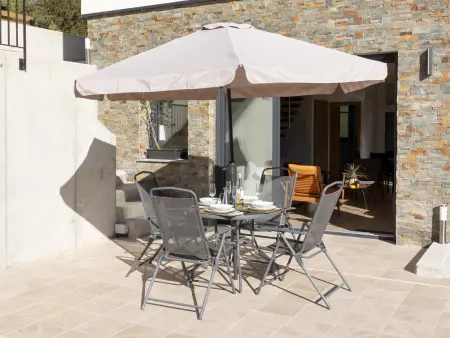 Villa neuve avec piscine, 450m de la plage de Tamariu - Photo 5