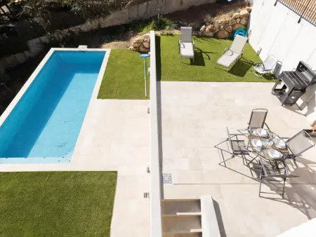 Villa neuve avec piscine, 450m de la plage de Tamariu - Photo 7