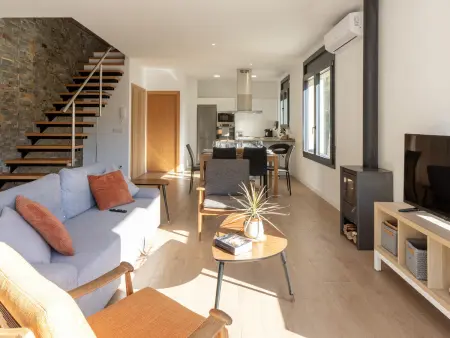 Villa neuve avec piscine, 450m de la plage de Tamariu - Photo 10