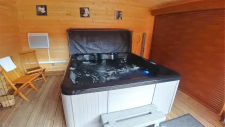 Chalet Enchanteur à Venosc avec Vue Panoramique et Jacuzzi - Photo 12