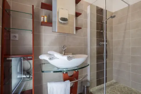 Maison avec piscine privée à La Digne-d'Aval, Maison 10 personnes à La Digne d'Aval - Photo 11