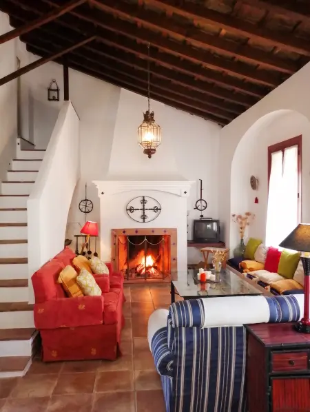 Maison charmante à La Campana avec vue sur la montagne - Photo 4