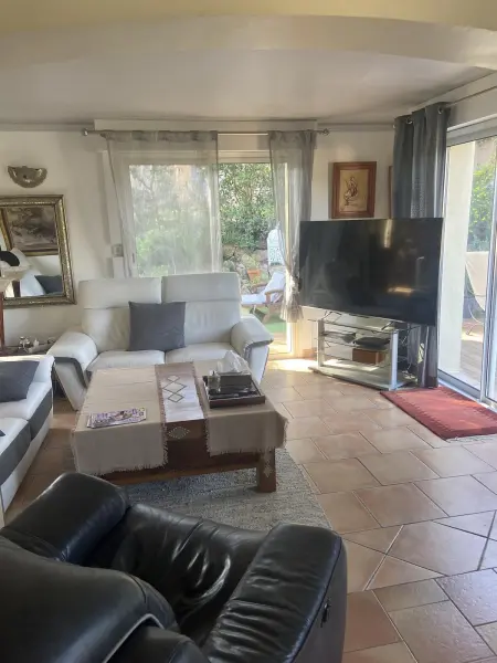 Villa ensoleillée à Sainte-Maxime avec piscine privée - Photo 16