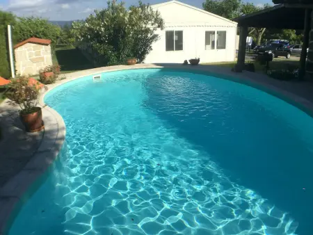 Location villa à Penafiel, Villa accueillante proche de Penafiel avec piscine