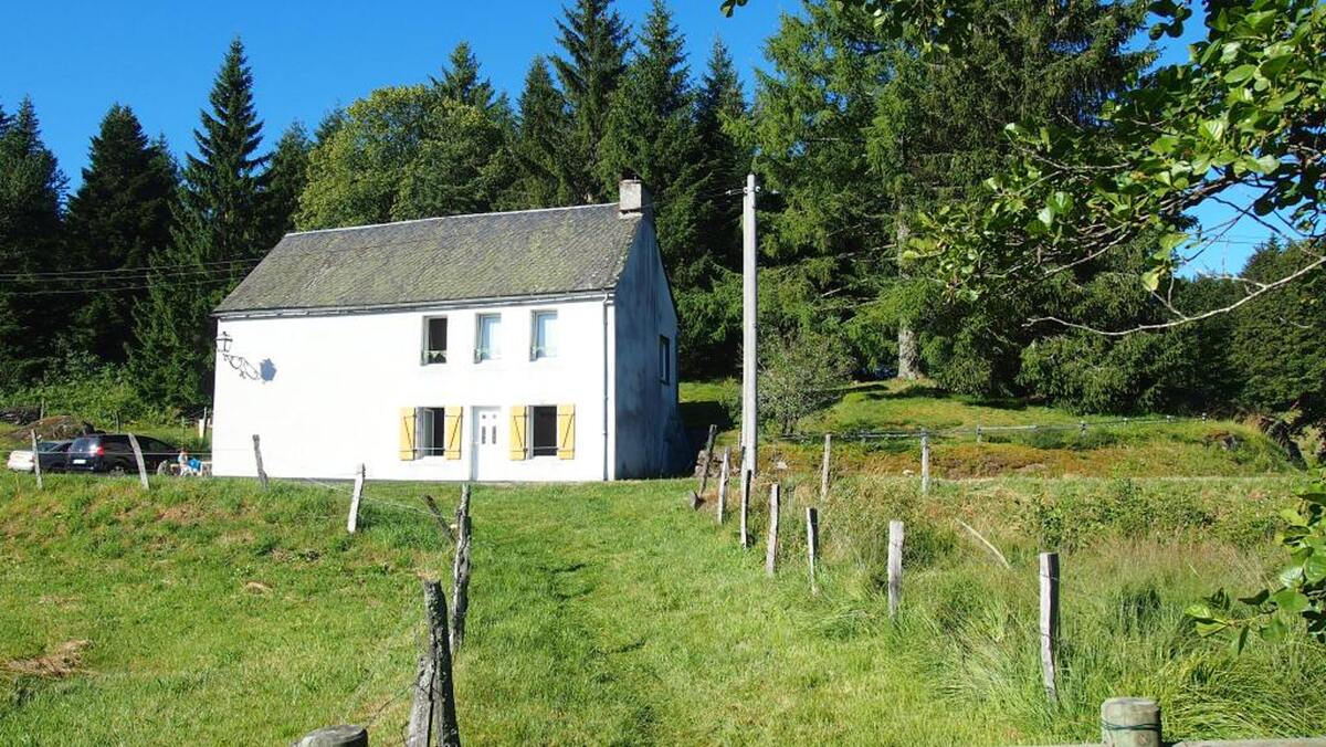 Maison 110 m² Saint-Gènes-Champespe, accès direct au lac - Photo 1