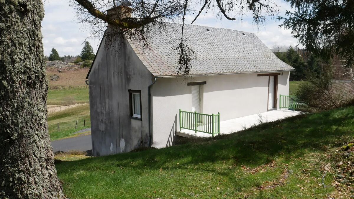 Maison 110 m² Saint-Gènes-Champespe, accès direct au lac - Photo 2