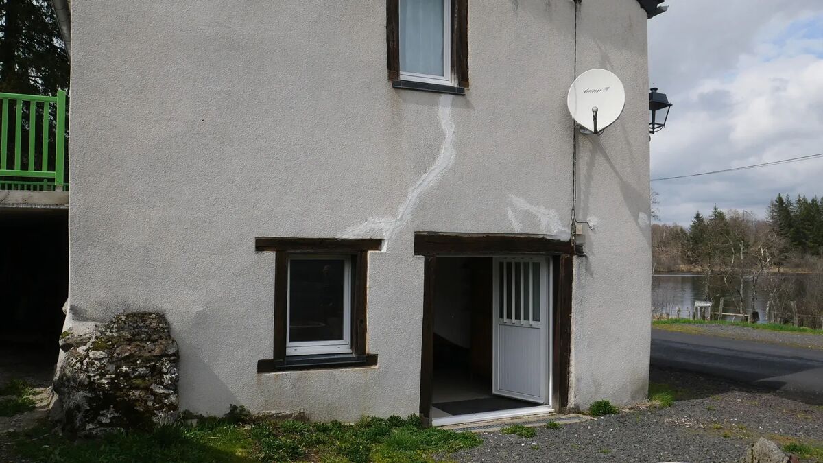 Maison 110 m² Saint-Gènes-Champespe, accès direct au lac - Photo 17