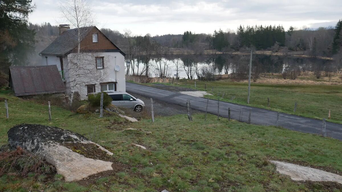 Maison 110 m² Saint-Gènes-Champespe, accès direct au lac - Photo 19