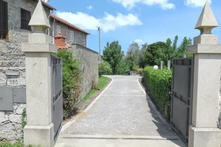 Maison de charme à Covelas avec piscine partagée - Photo 2