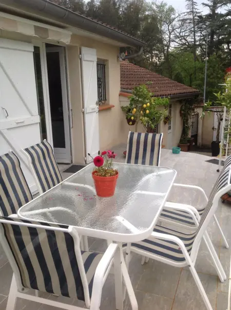 Location maison à Auch, Petit coin de paradis avec jardin clôturé à Auch