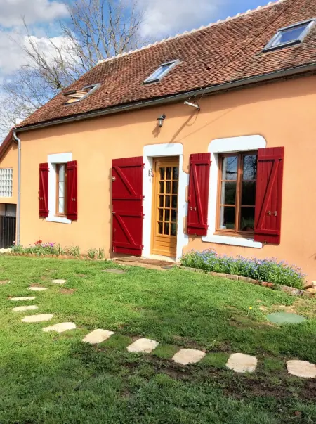 Maison charmante à Dampierre Sous Bouhy avec jardin clos - Photo 3