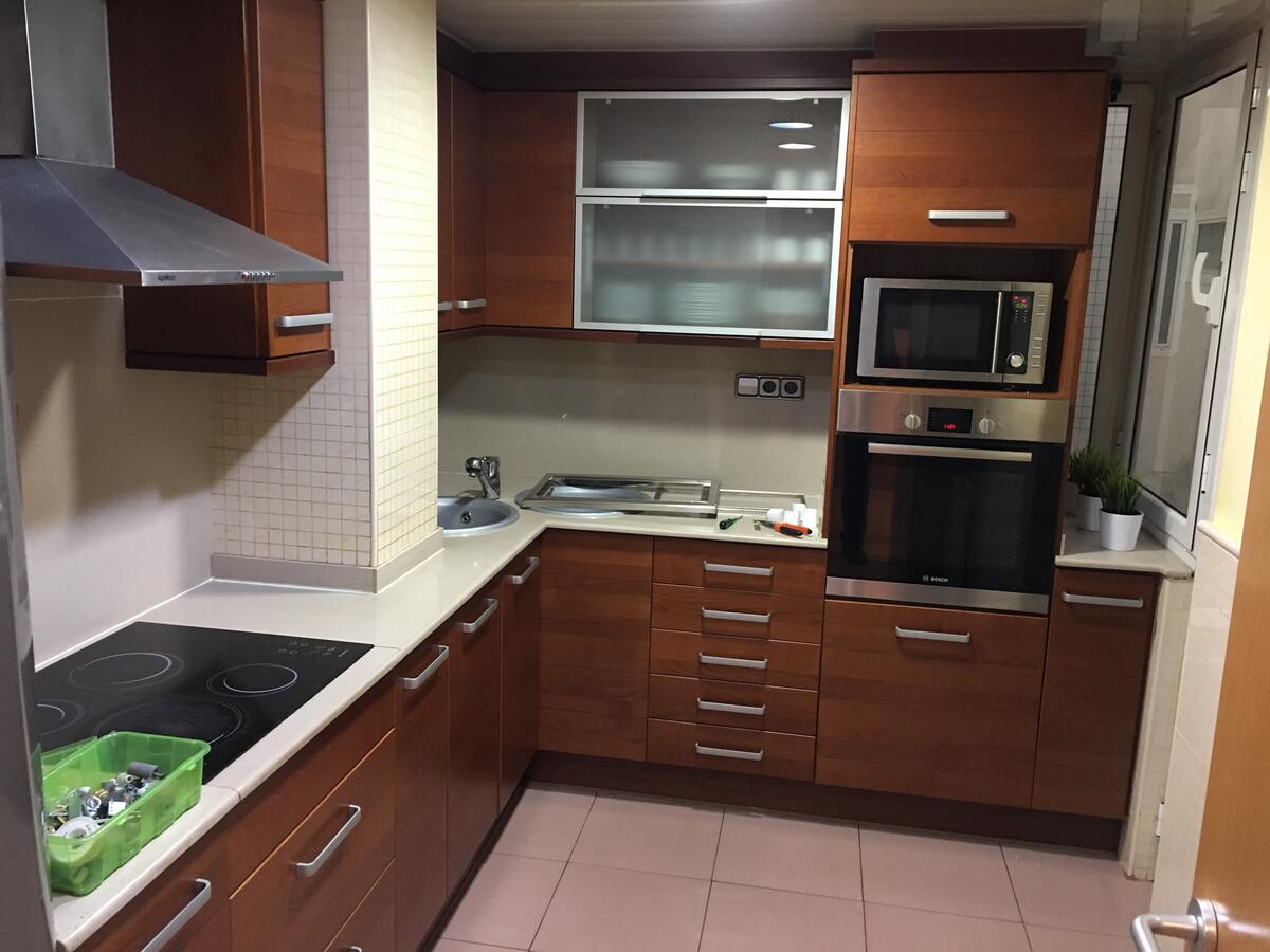Appartement 6 pers., piscine & jacuzzi à Terrassa - Photo 4