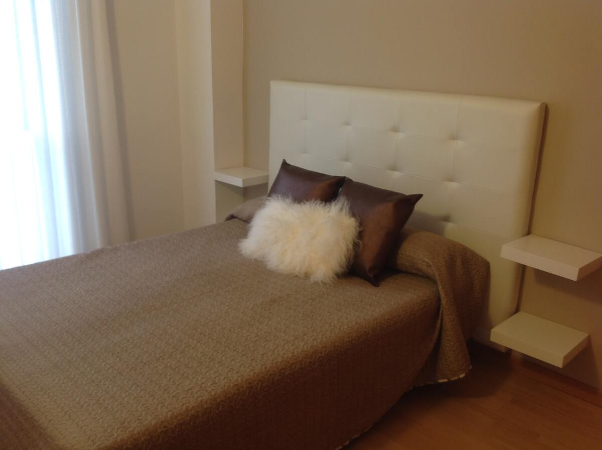 Appartement 6 pers., piscine & jacuzzi à Terrassa - Photo 5