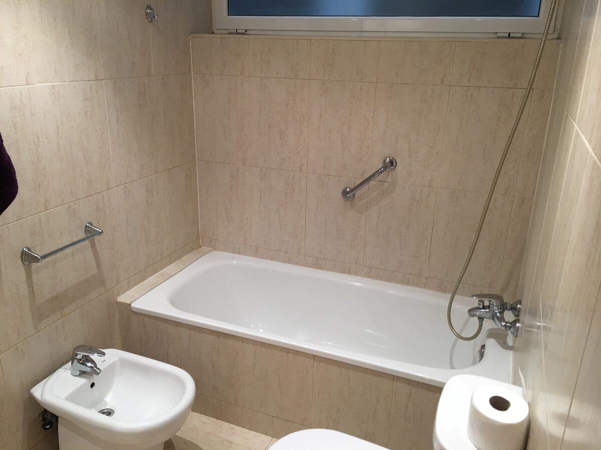 Appartement 6 pers., piscine & jacuzzi à Terrassa - Photo 10