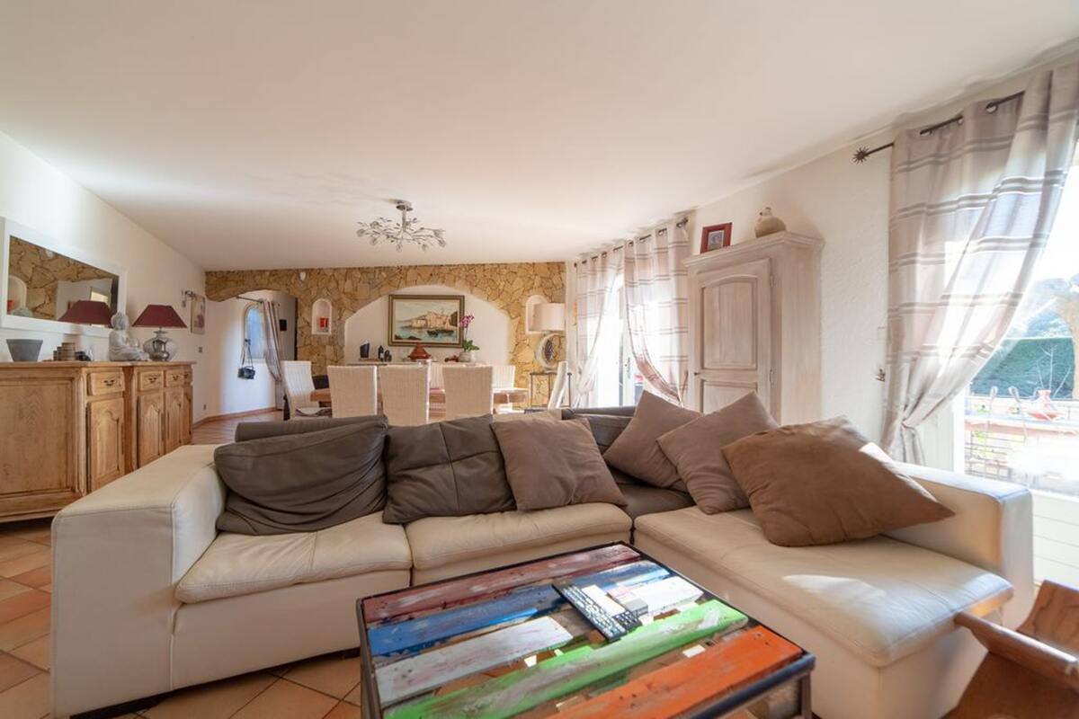 Villa 12 pers., 5 chambres, piscine privée à Carqueiranne - Photo 3