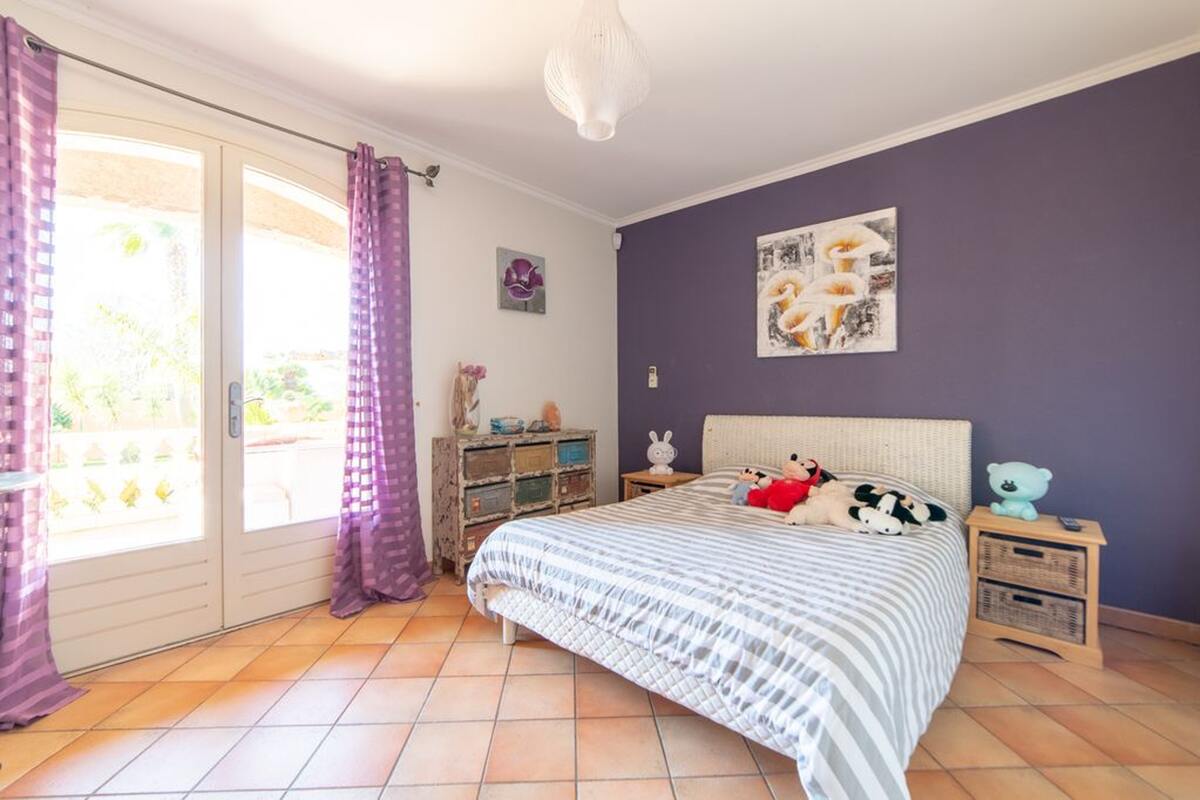 Villa 12 pers., 5 chambres, piscine privée à Carqueiranne - Photo 16