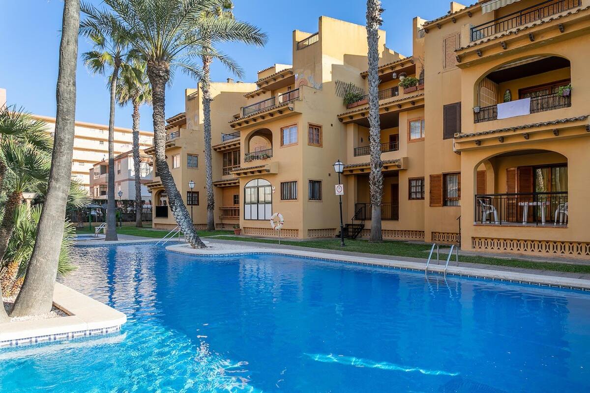 Appartement vue mer avec piscine partagée à La Mata - Photo 8
