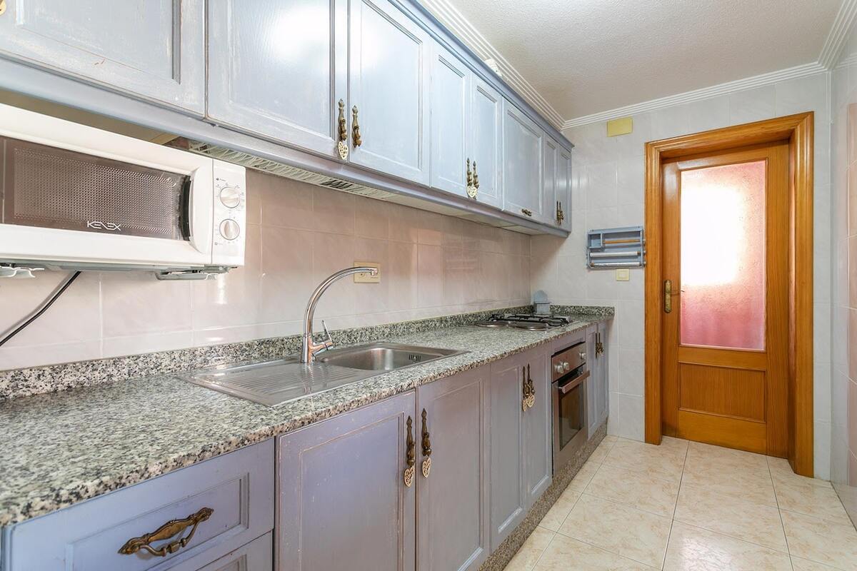 Appartement vue mer avec piscine partagée à La Mata - Photo 16