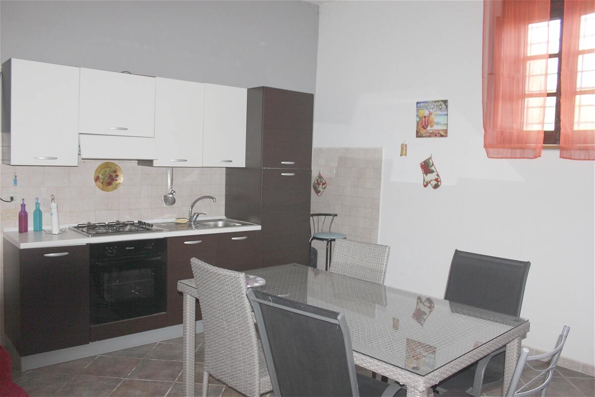 Maison 140 m² à Noto, 2 chambres, terrasse et barbecue - Photo 2
