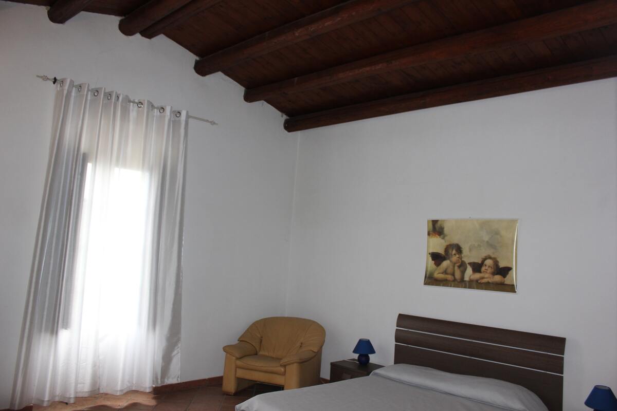 Maison 140 m² à Noto, 2 chambres, terrasse et barbecue - Photo 8