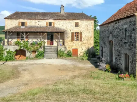 Villa avec piscine privée chauffée à Lherm, 4 chambres pour 11 : photo 3