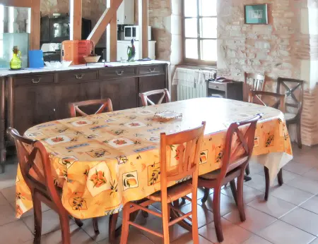 Villa avec piscine privée chauffée à Lherm, 4 chambres pour 11 : photo 6