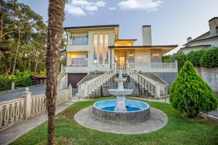 Location chateau à Valença, Manoir majesteux à Valença avec piscine privée