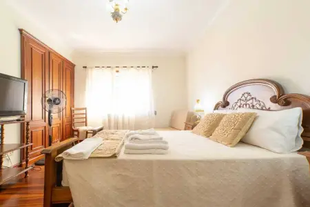 Château de 540 m² à Valença : piscine privée et jacuzzi, 7 chambres : photo 6