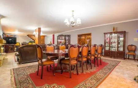 Château de 540 m² à Valença : piscine privée et jacuzzi, 7 chambres : photo 15
