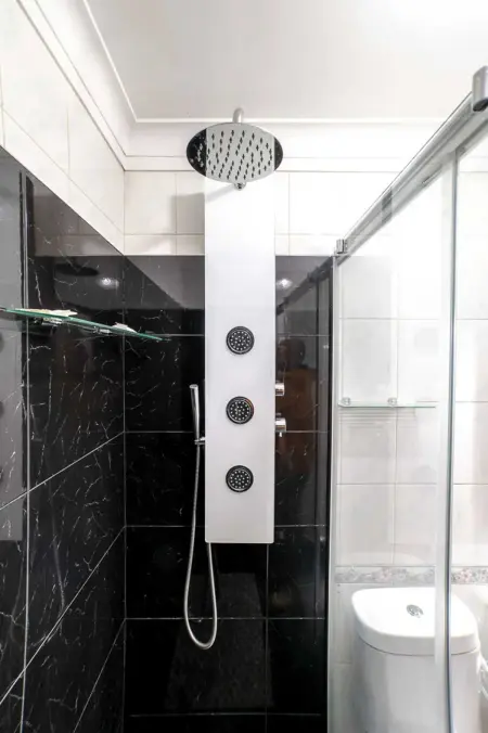 Château de 540 m² à Valença : piscine privée et jacuzzi, 7 chambres : photo 34