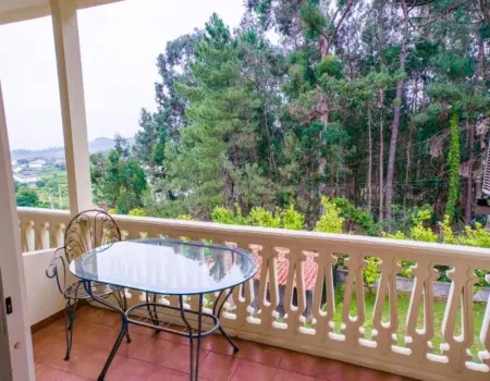 Château de 540 m² à Valença : piscine privée et jacuzzi, 7 chambres : photo 50