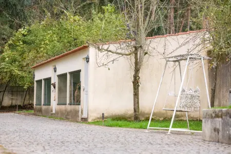 Château de 540 m² à Valença : piscine privée et jacuzzi, 7 chambres : photo 53