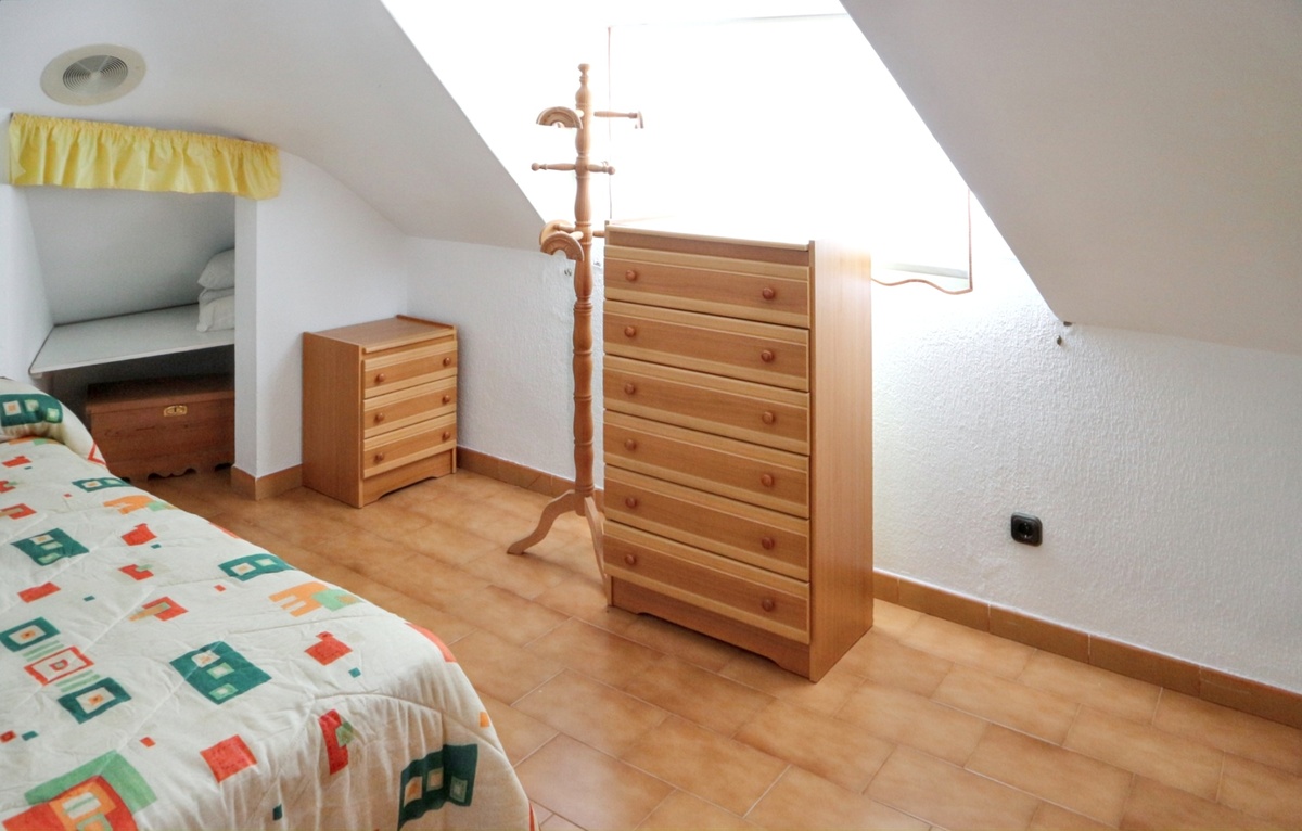 Maison 180 m² vue mer, 5 chambres à Boiro - Photo 9