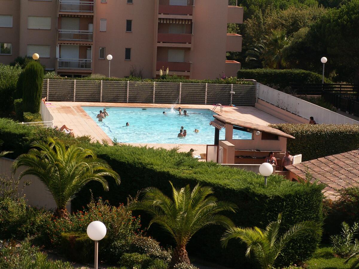Studio avec balcon vue mer à Bormes-les-Mimosas - Photo 1