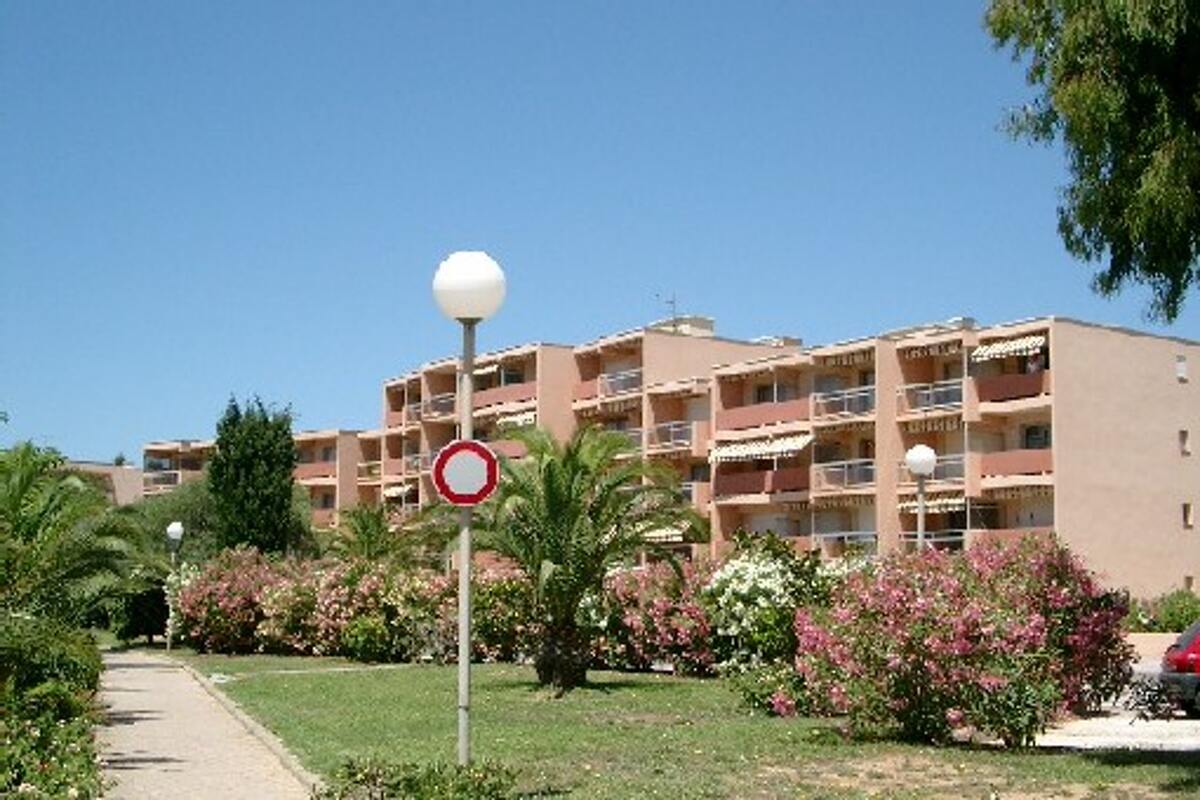 Studio avec balcon vue mer à Bormes-les-Mimosas - Photo 2