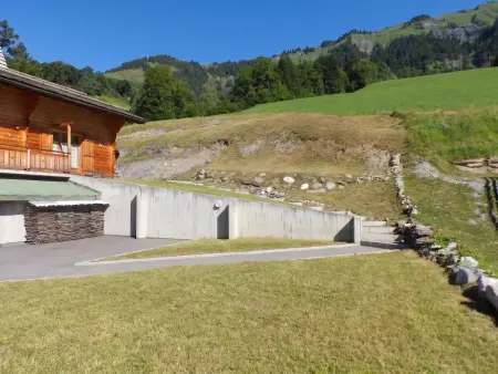Appartement 64 m² à Hauteluce, vue montagne et jardin barbecue : photo 31