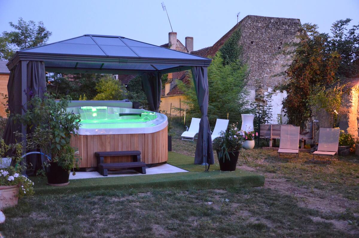 Maison 150 m² avec spa, jacuzzi et piste de pétanque - Photo 1