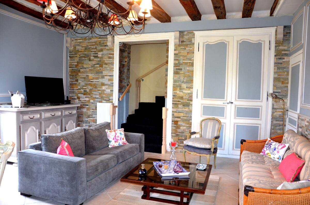 Maison 150 m² avec spa, jacuzzi et piste de pétanque - Photo 4