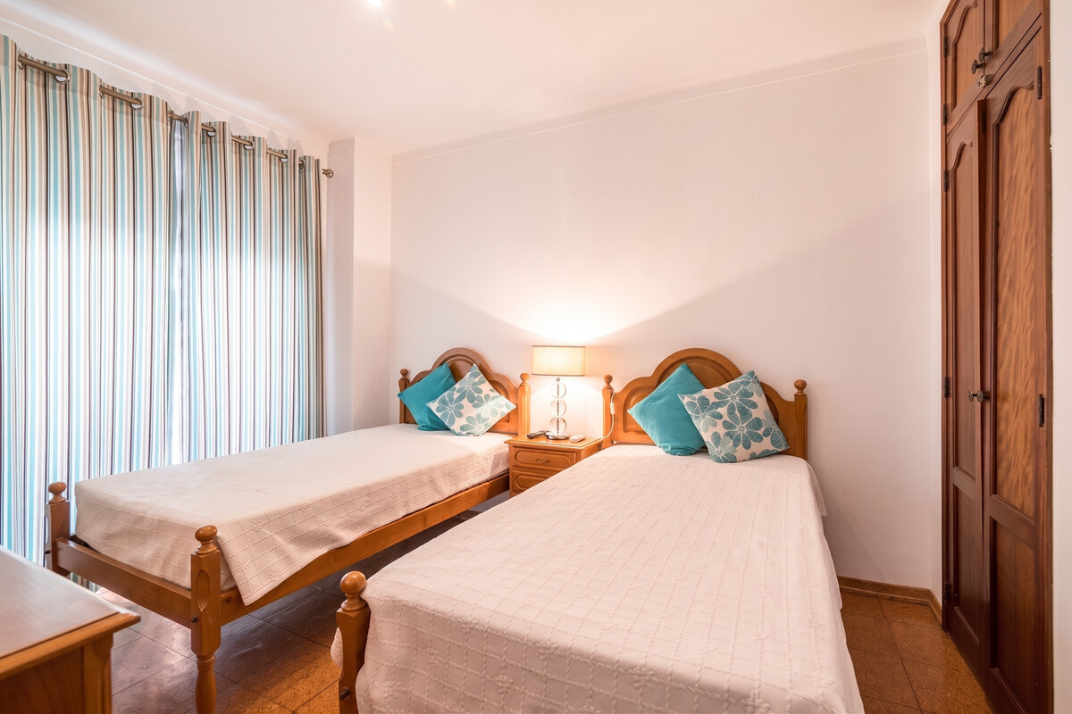 Appartement avec terrasse et vue sur la ville à Quarteira - Photo 10