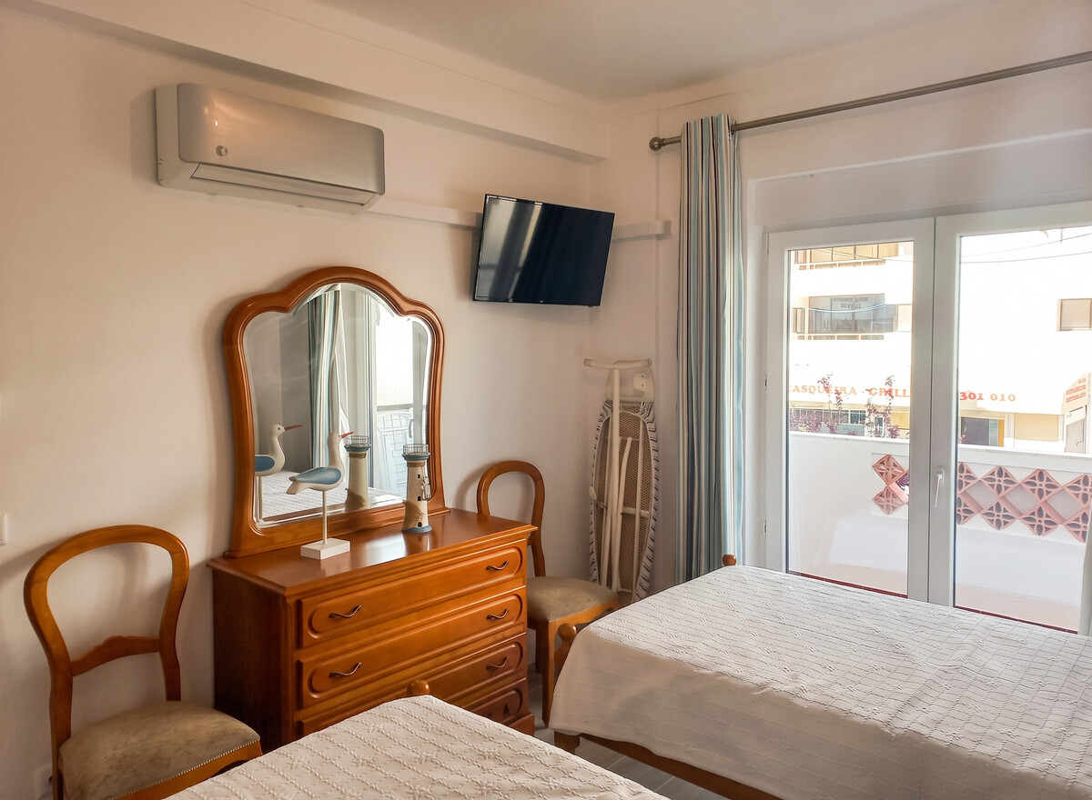 Appartement avec terrasse et vue sur la ville à Quarteira - Photo 11