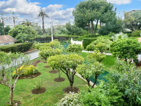 Appartement 130 m² vue mer à Juan-les-Pins, 2 chambres et terrasse : photo 2
