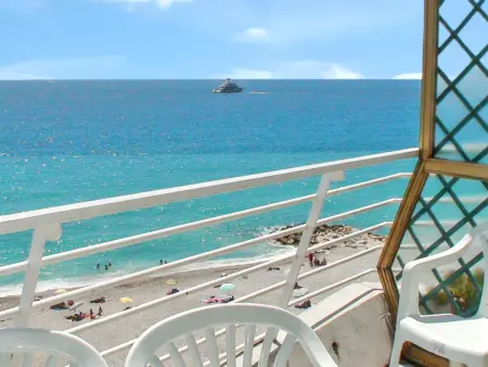 Location appartement à Cagnes sur Mer, Studio confortable à Cagnes-sur-Mer, 40 m² avec terrasse vue mer