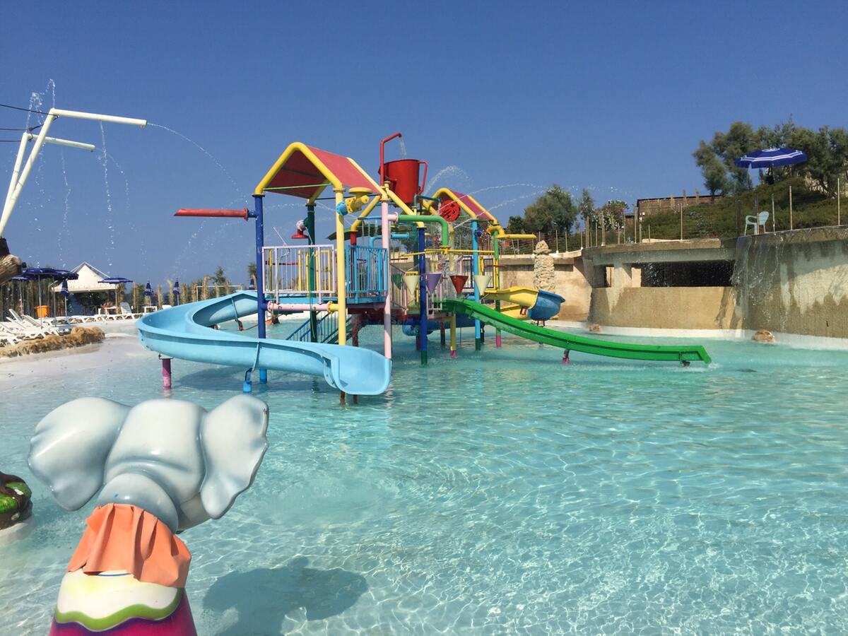 Maison 1 chambre à Crotone, vue mer et piscine - Photo 1