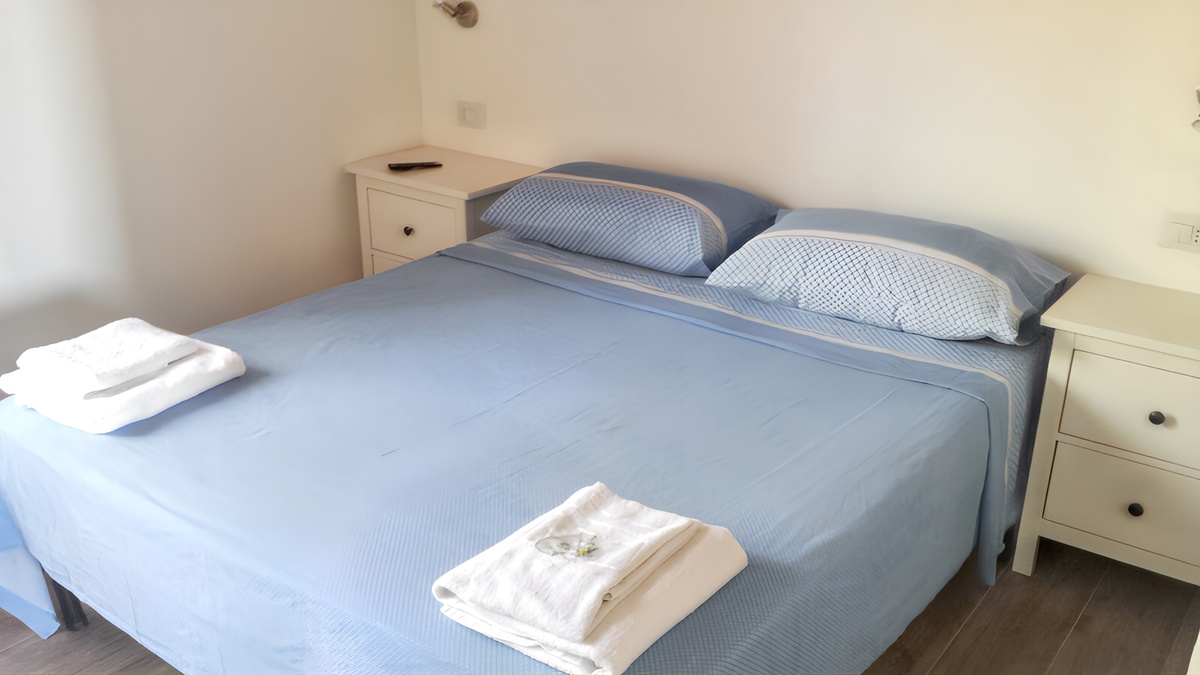 Maison 1 chambre à Crotone, vue mer et piscine - Photo 4
