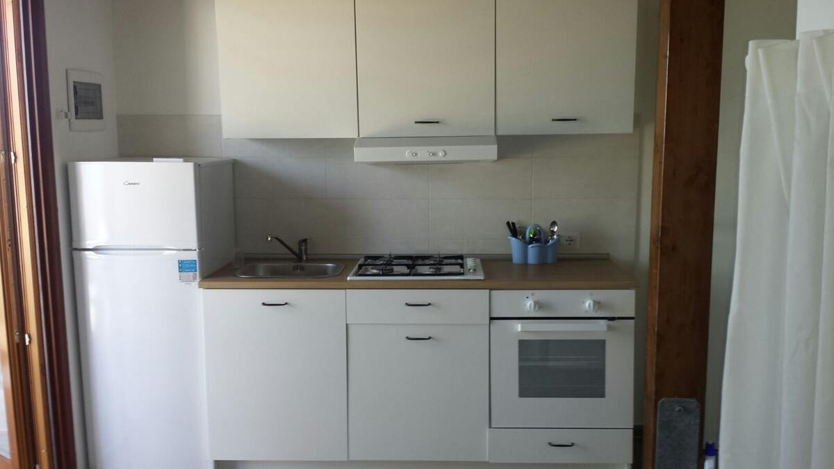 Maison 1 chambre à Crotone, vue mer et piscine - Photo 6