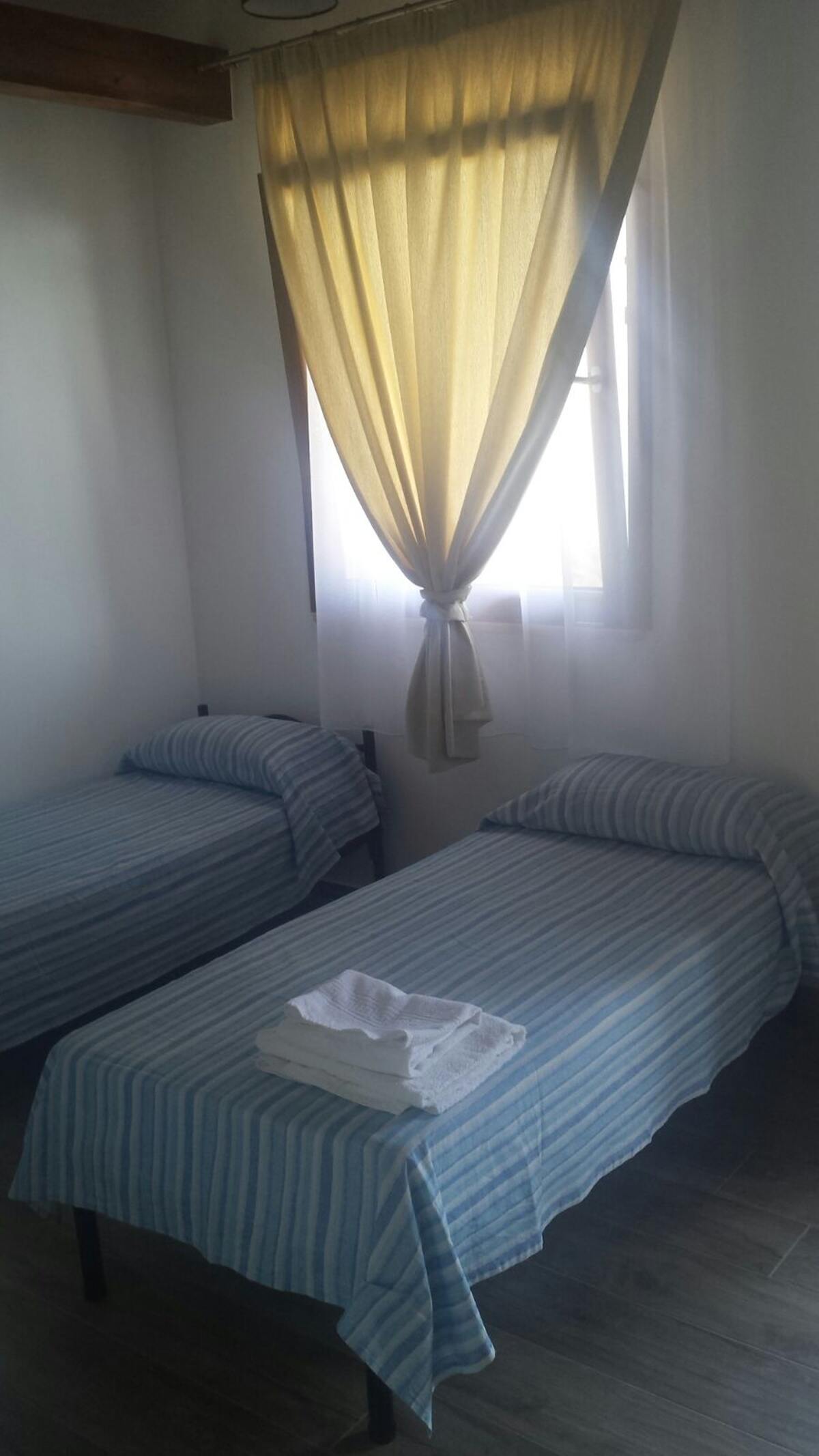 Maison 1 chambre à Crotone, vue mer et piscine - Photo 8